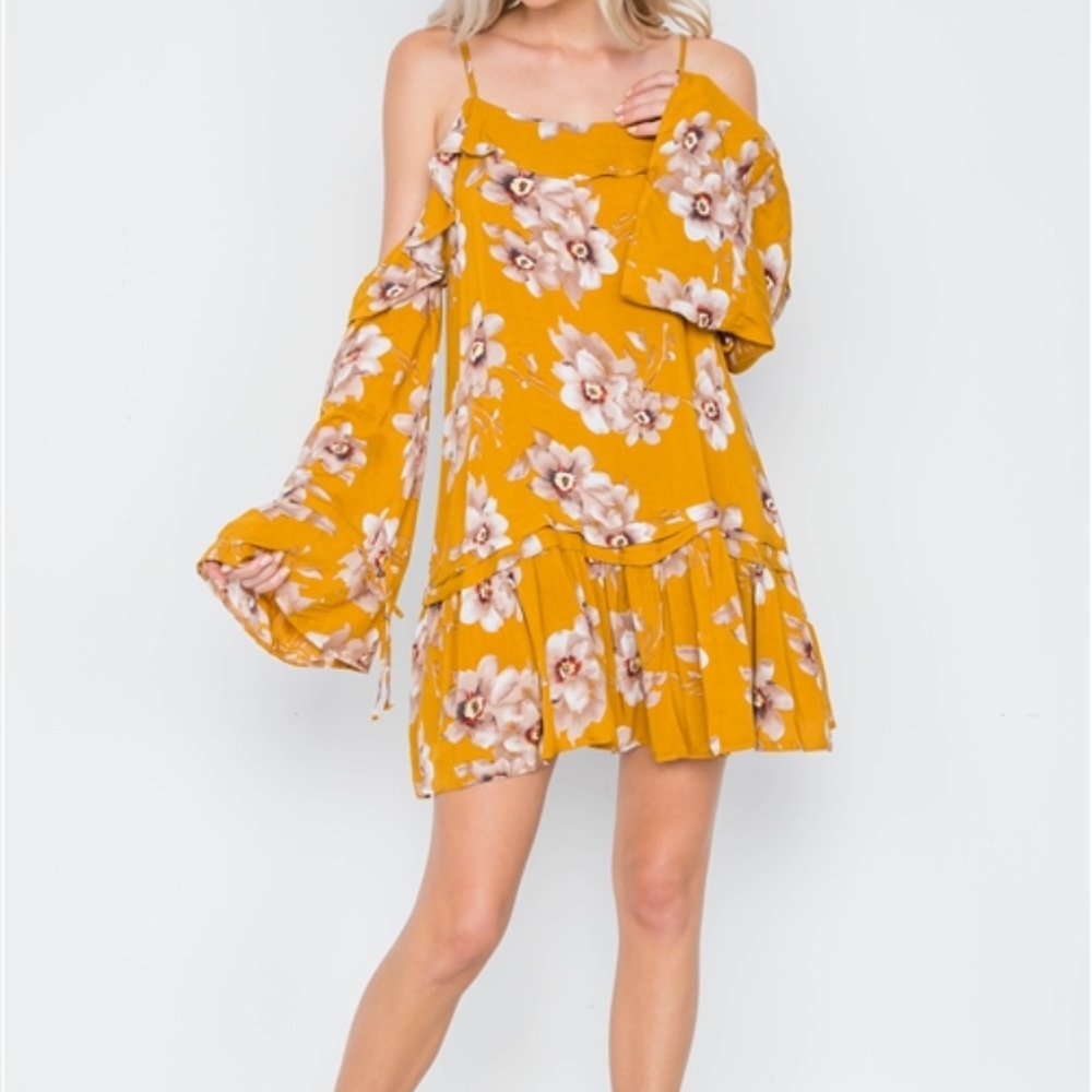 BOHO COLD SHOULDER FLORAL PRINT MINI DRESS - Picture 2 of 4